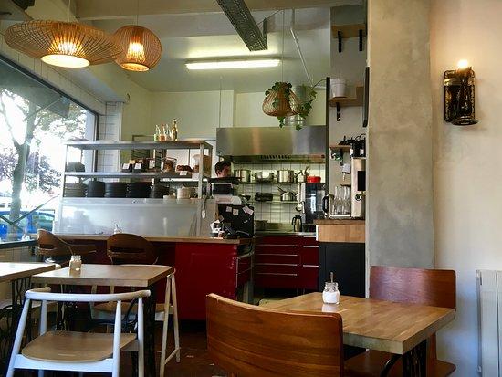 Le Kitchen Café